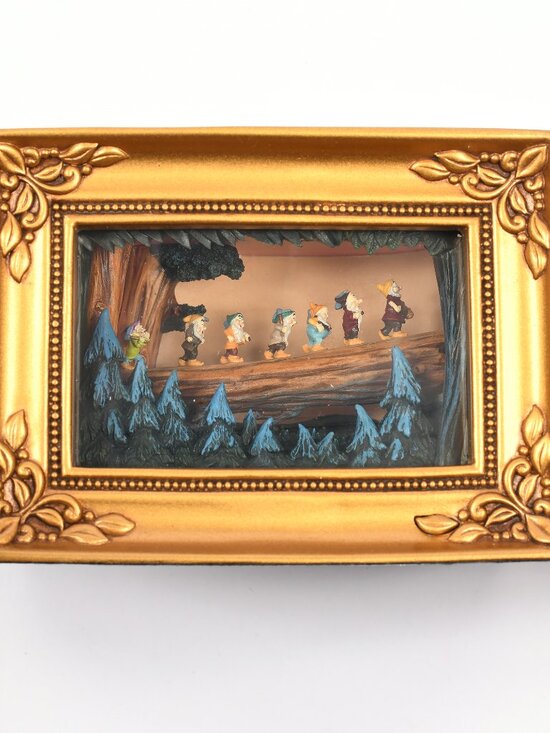 Disney Other - Disney Olszewski Gallery of Light Snow White Seven Dwarfs Going Home